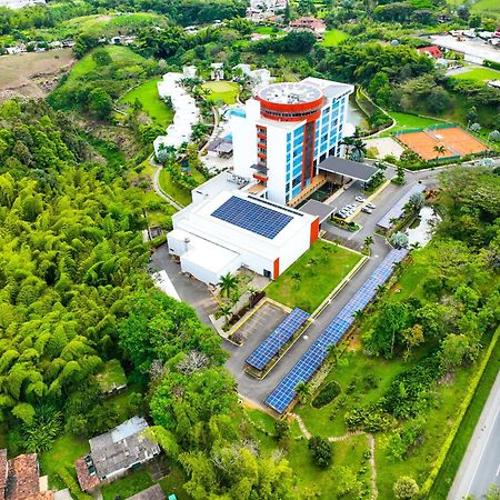 Sonesta Hotel Pereira Cerritos Dış mekan fotoğraf Aerial view of the hotel